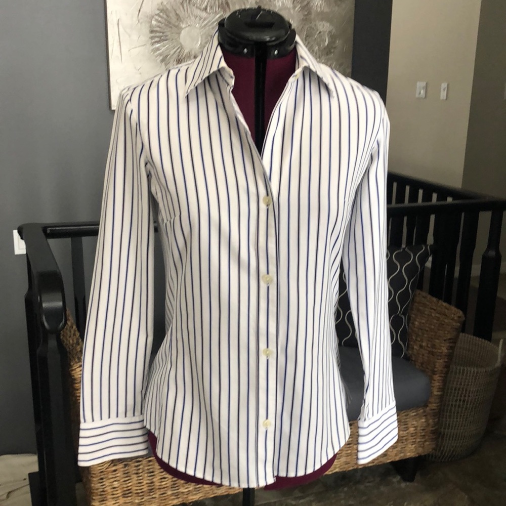 Banana Republic Button Up Blouse